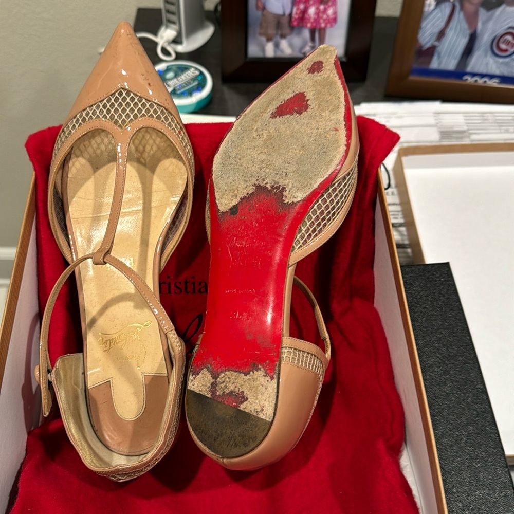 Used Christian Louboutin Mrs Early Flats